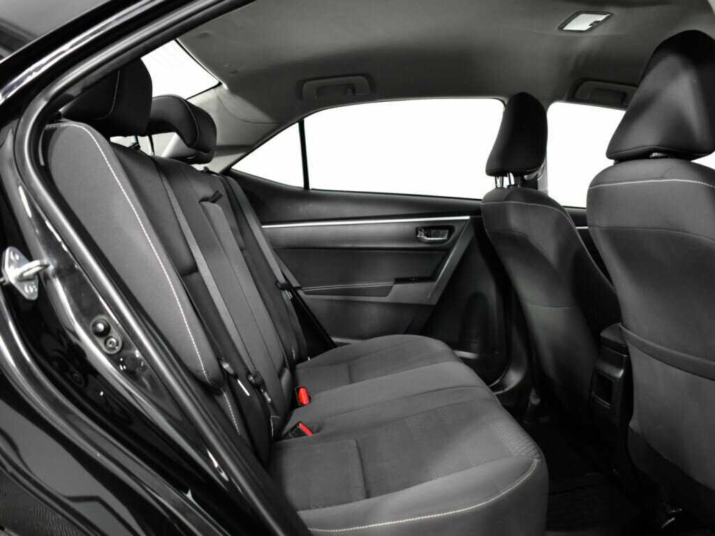 Toyota Corolla с пробегом — 2018 год. Фото: #9