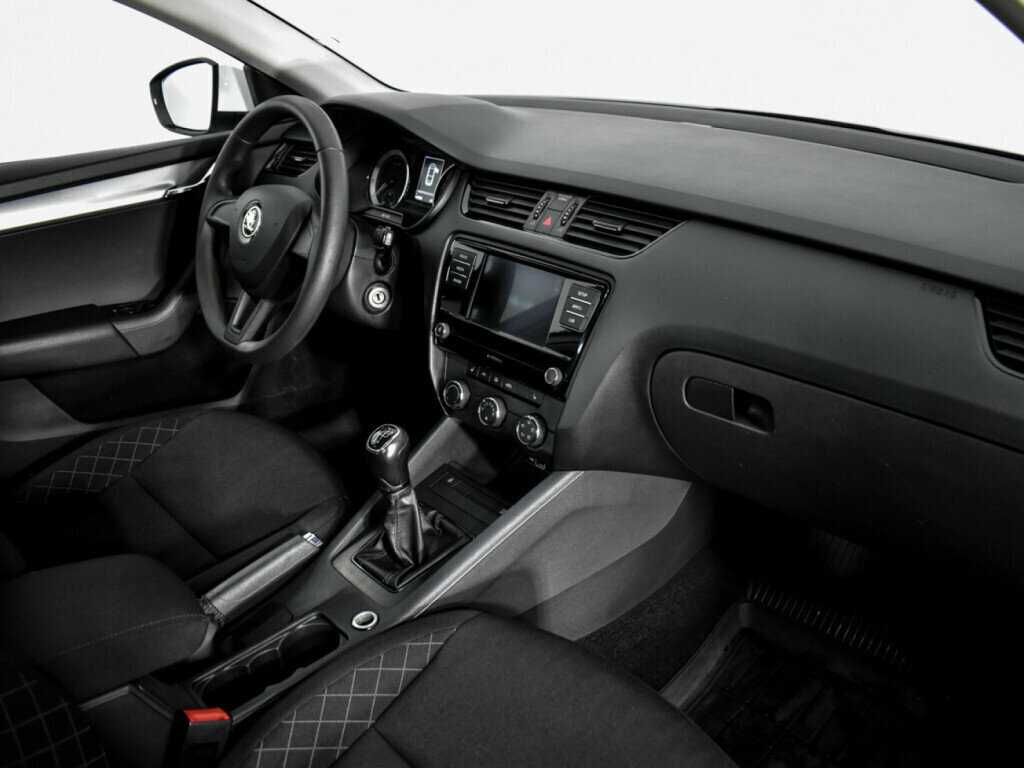 Skoda Octavia с пробегом — 2019 год. Фото: #8