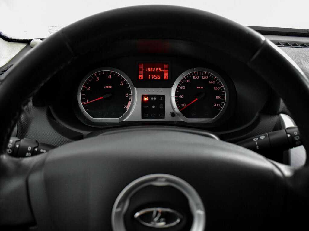 Lada (ВАЗ) Largus с пробегом — 2018 год. Фото: #15