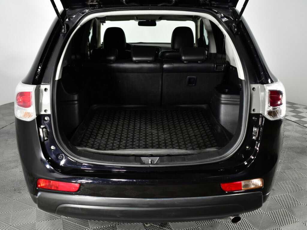 Mitsubishi Outlander с пробегом — 2012 год. Фото: #15