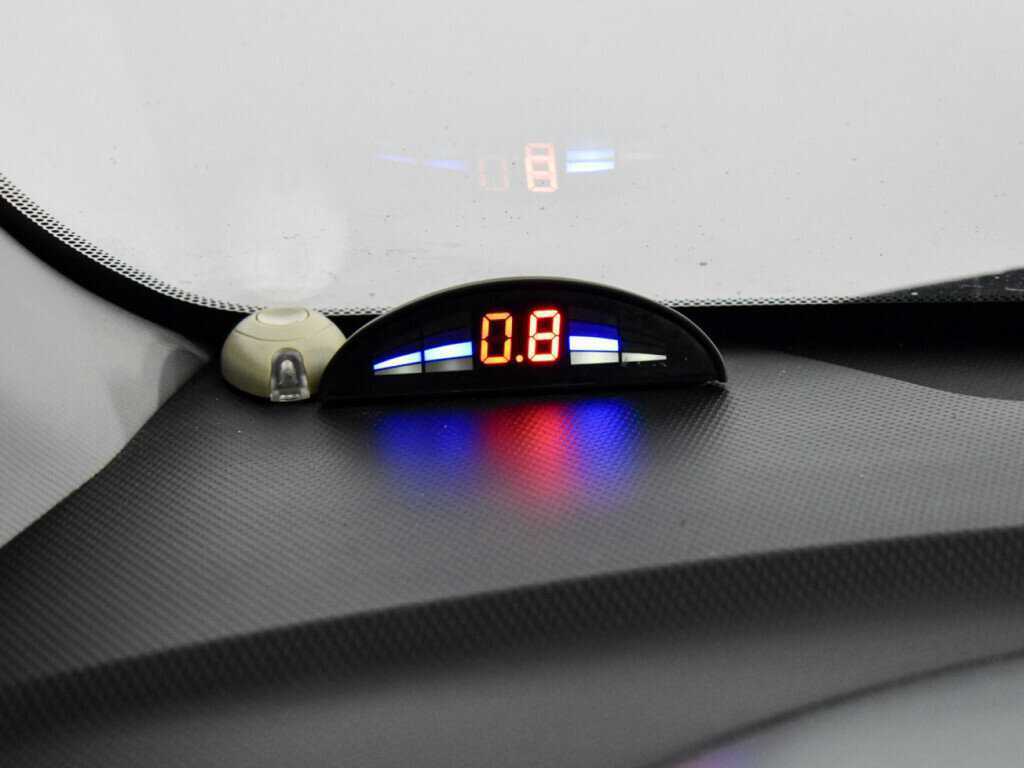 Hyundai Solaris с пробегом — 2012 год. Фото: #11