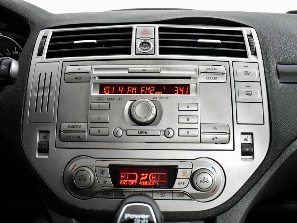 Ford Kuga с пробегом — 2012 год. Фото: #14