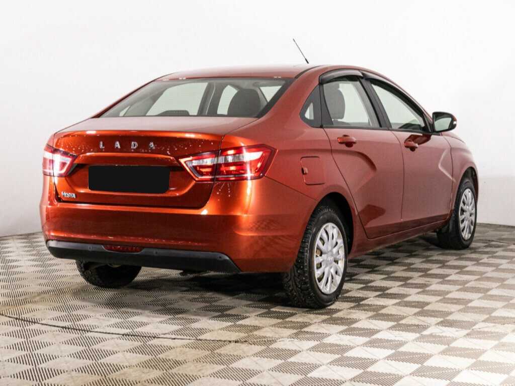 Lada (ВАЗ) Vesta с пробегом — 2017 год. Фото: #4