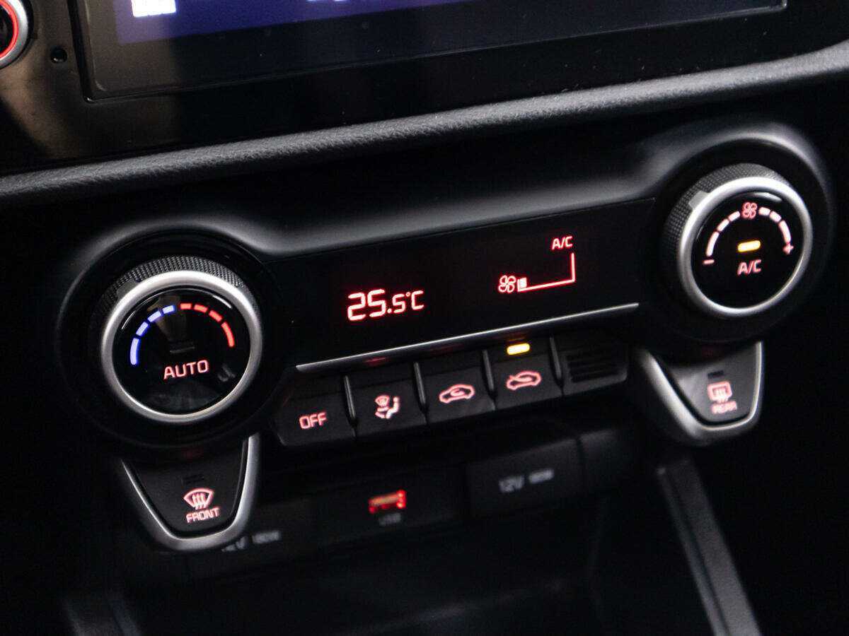 Kia Rio с пробегом — 2021 год. Фото: #18