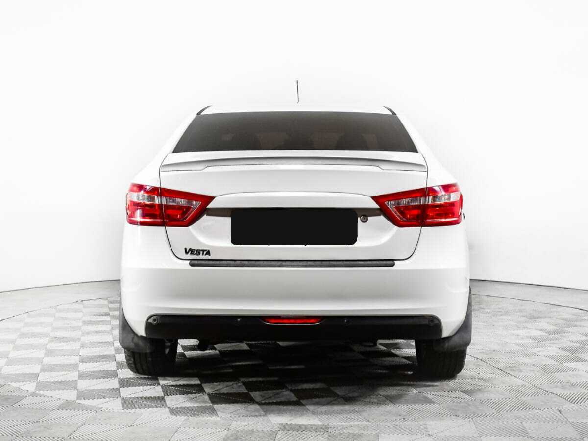 Lada (ВАЗ) Vesta с пробегом — 2016 год. Фото: #4