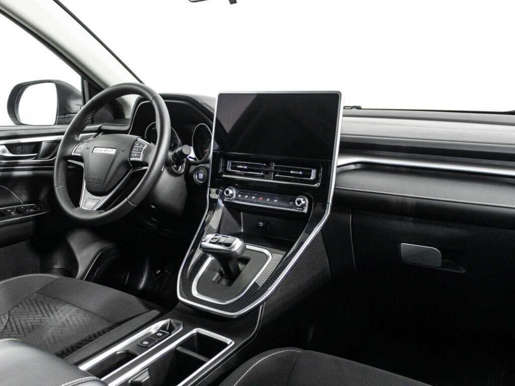 Haval M6 с пробегом — 2023 год. Фото: #8