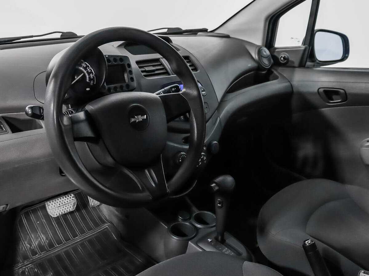 Chevrolet Spark с пробегом — 2013 год. Фото: #8
