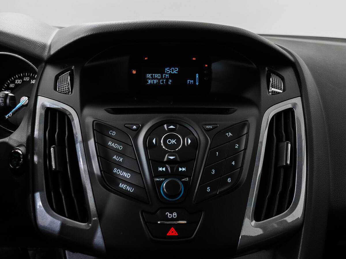 Ford Focus с пробегом — 2014 год. Фото: #13