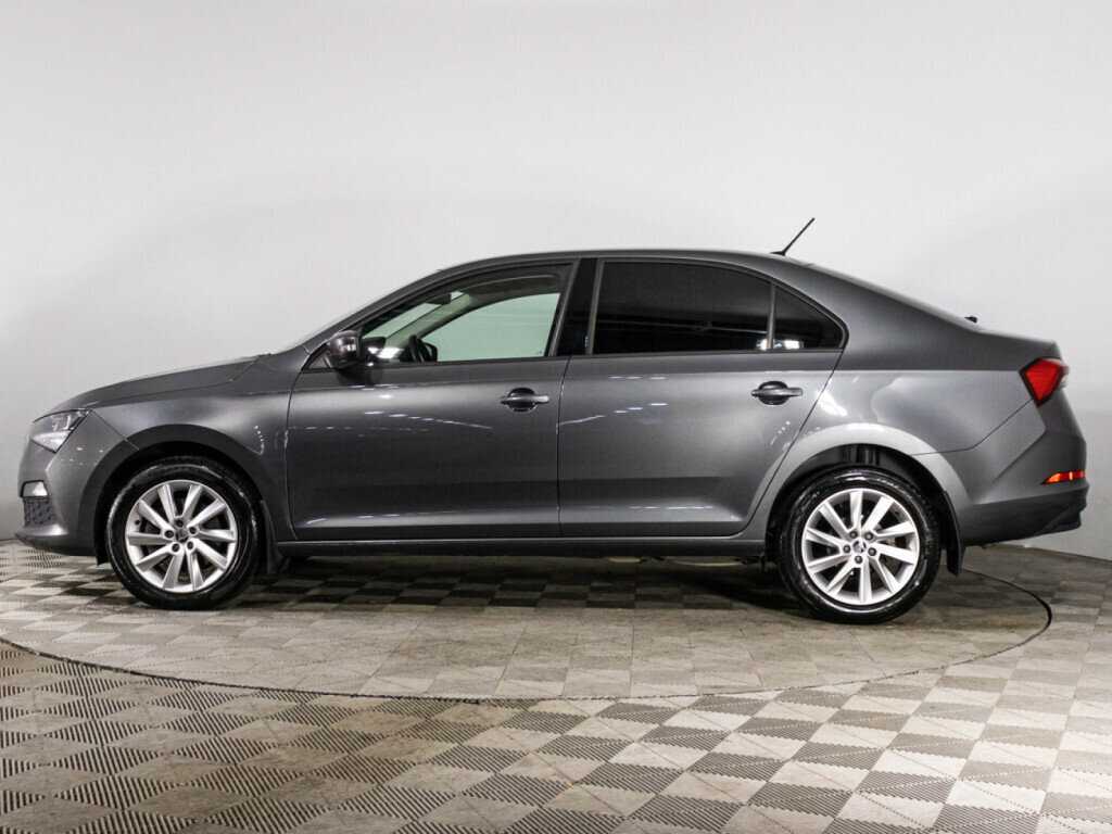 Skoda Rapid с пробегом — 2021 год. Фото: #7