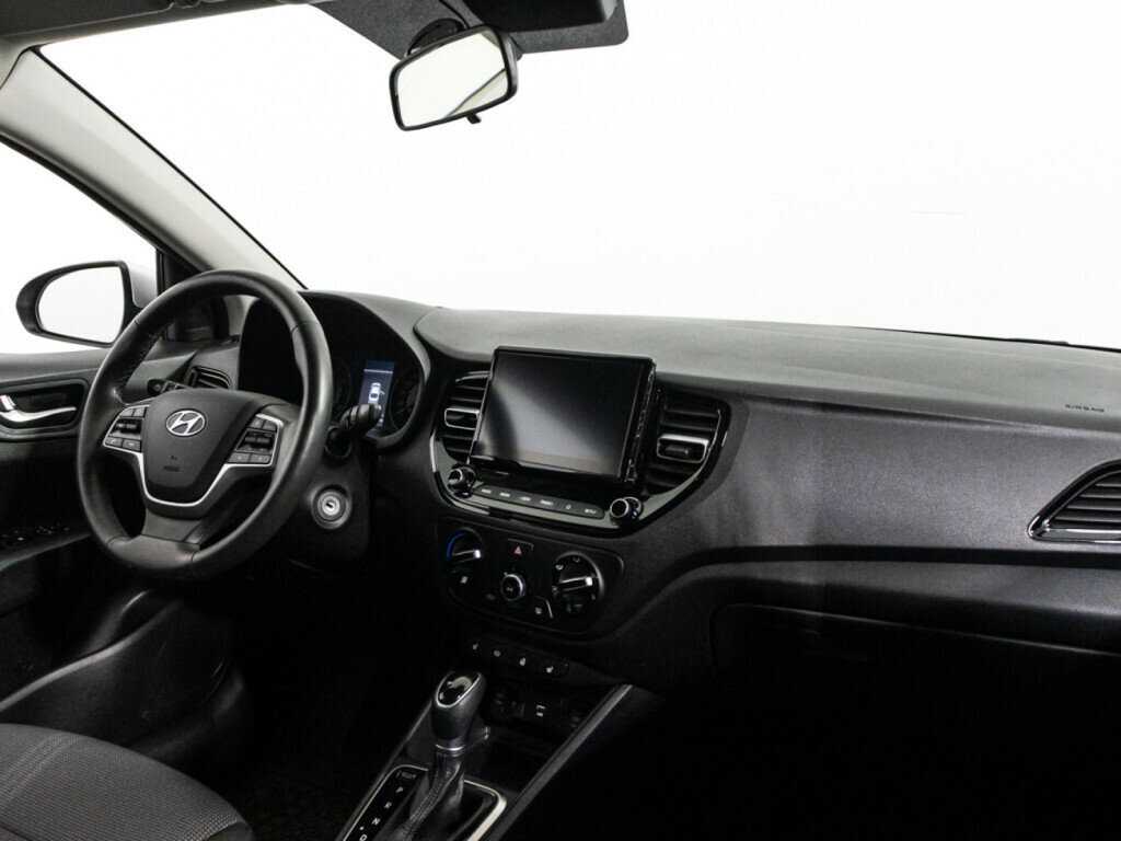 Hyundai Solaris с пробегом — 2020 год. Фото: #8