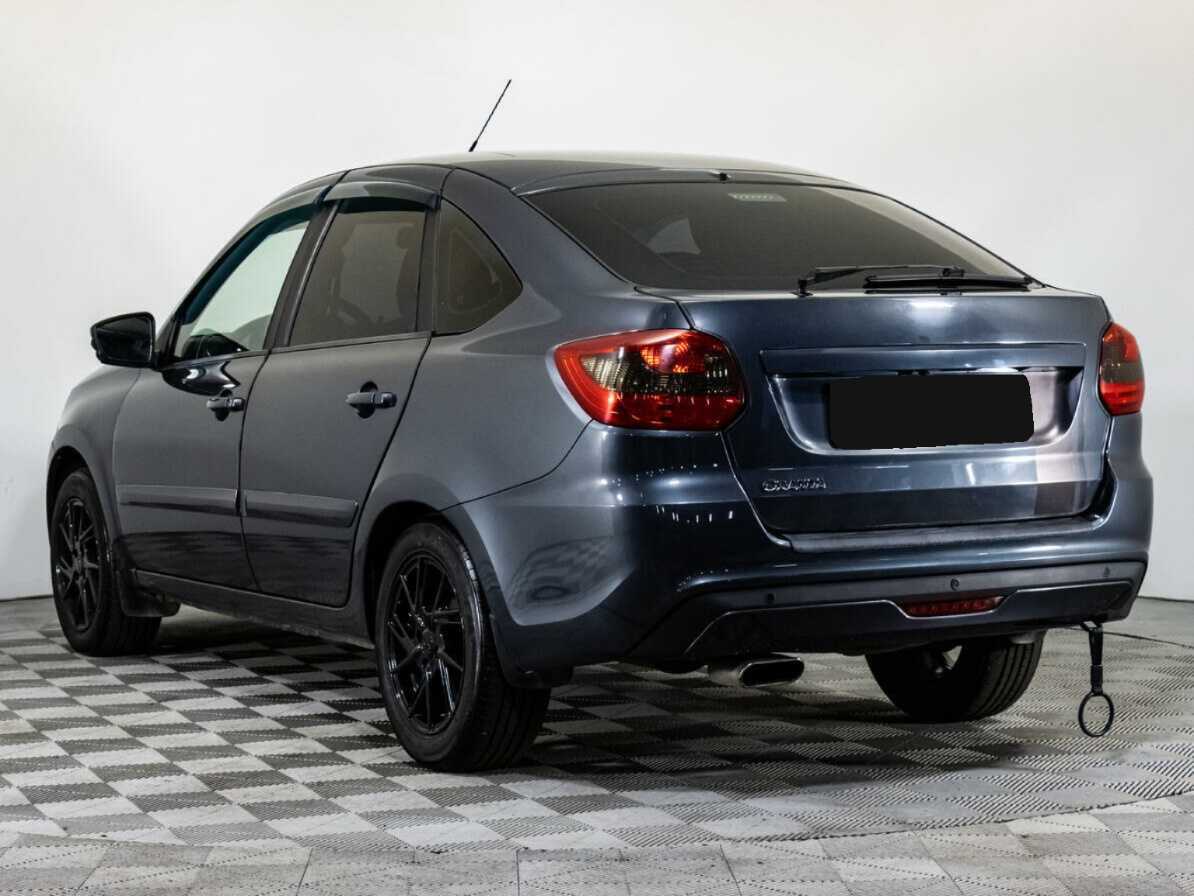 Lada (ВАЗ) Granta с пробегом — 2018 год. Фото: #7