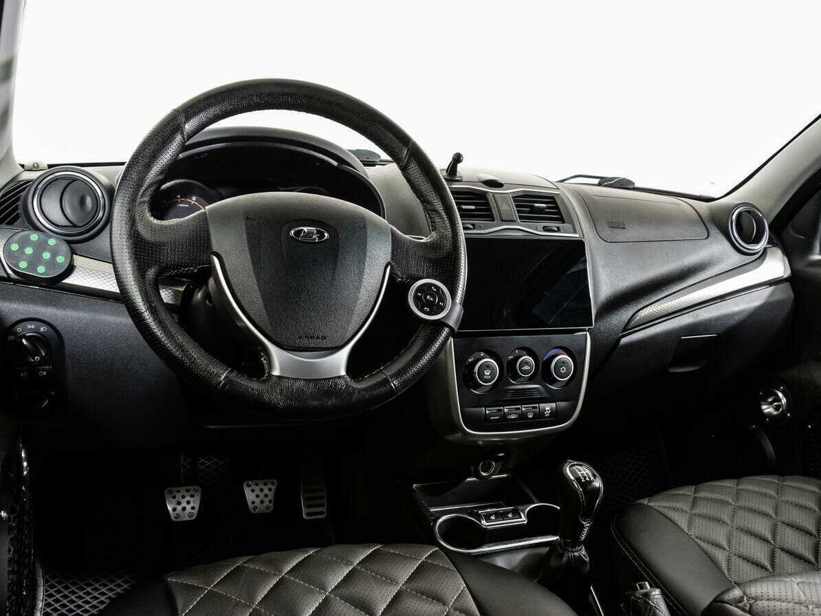 Lada (ВАЗ) Granta с пробегом — 2018 год. Фото: #11