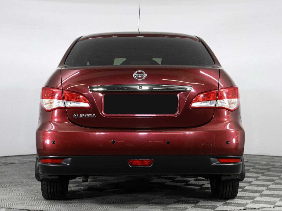Nissan Almera с пробегом — 2013 год. Фото: #4