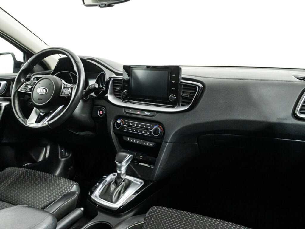 Kia Ceed с пробегом — 2020 год. Фото: #8