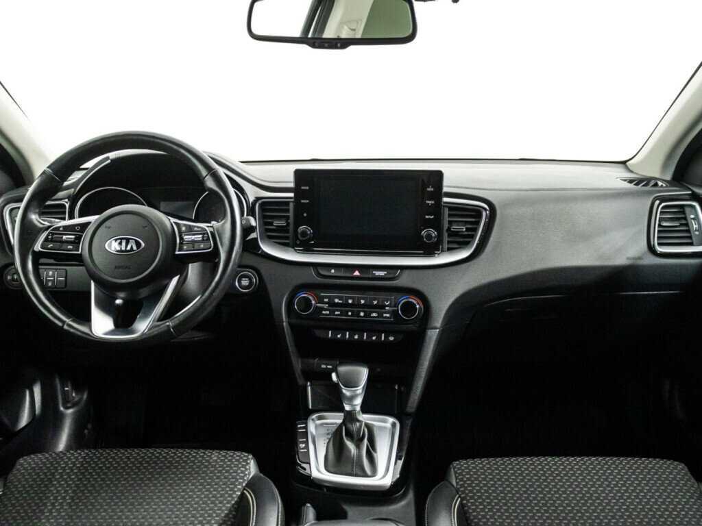 Kia Ceed с пробегом — 2020 год. Фото: #11