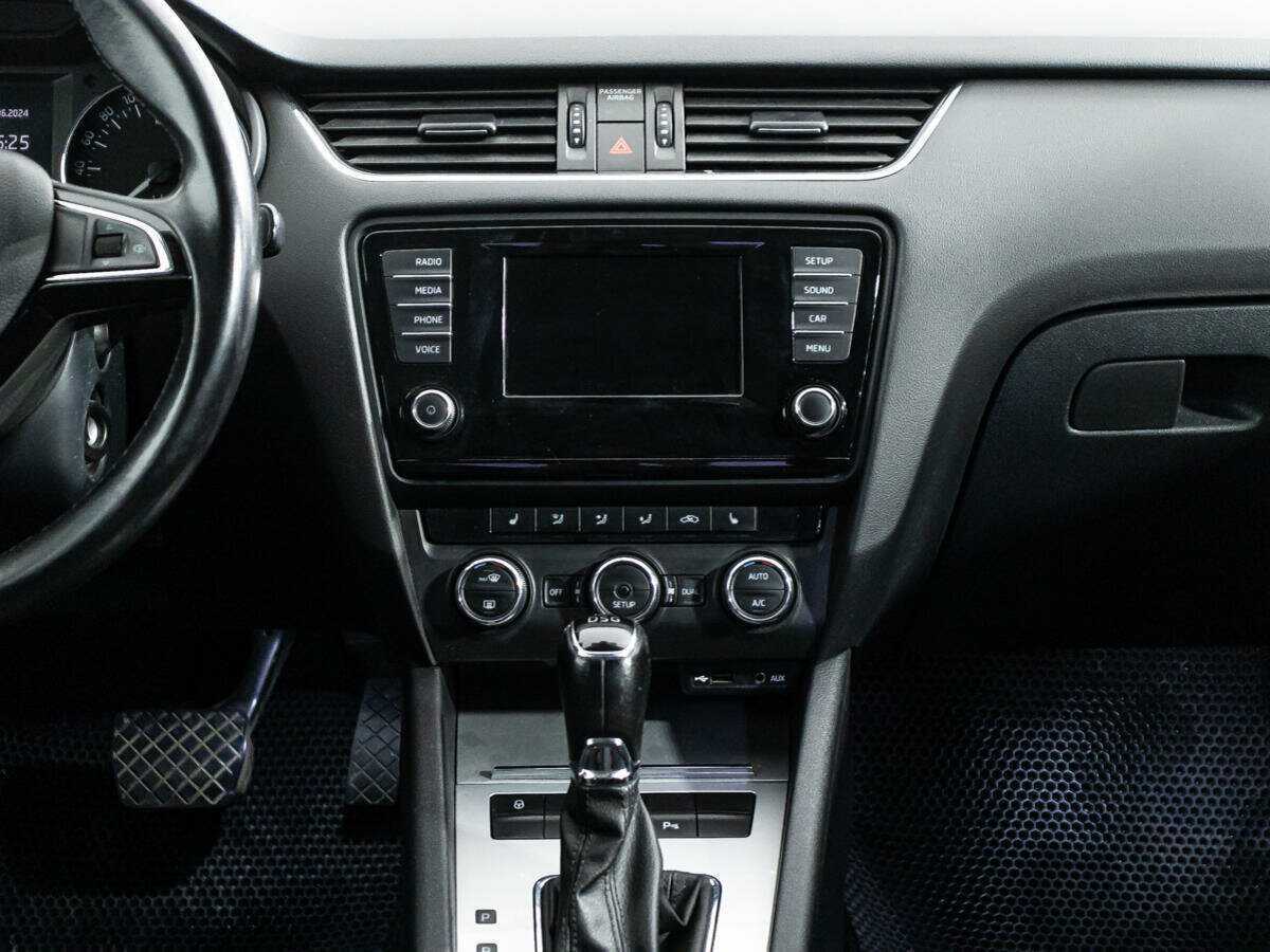 Skoda Octavia с пробегом — 2013 год. Фото: #13