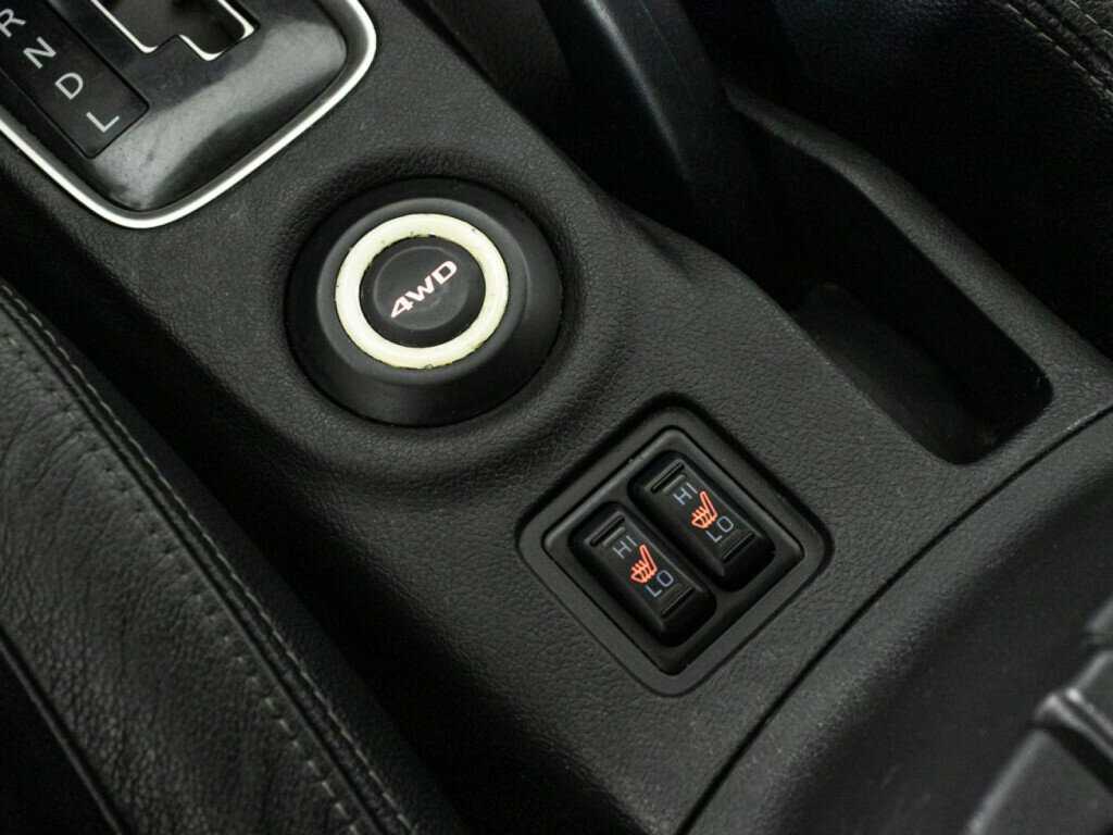 Mitsubishi Outlander с пробегом — 2013 год. Фото: #15