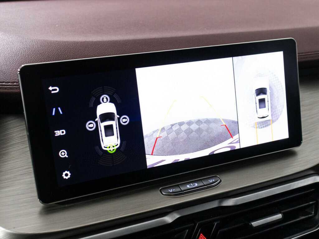 Geely Coolray с пробегом — 2022 год. Фото: #14