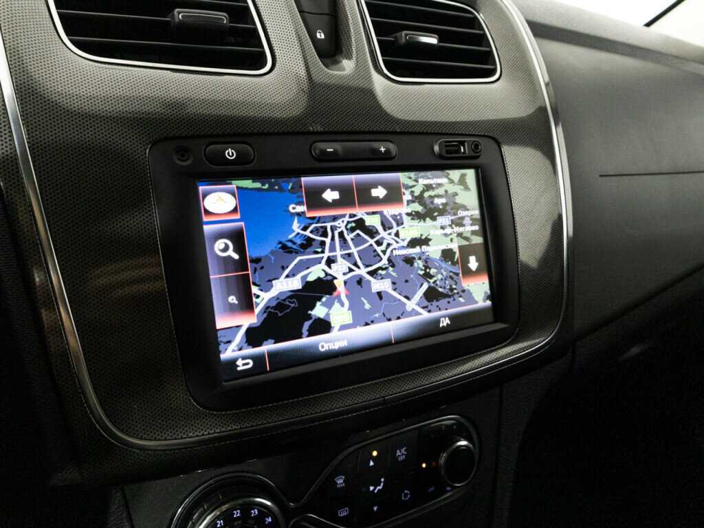 Renault Sandero с пробегом — 2019 год. Фото: #14