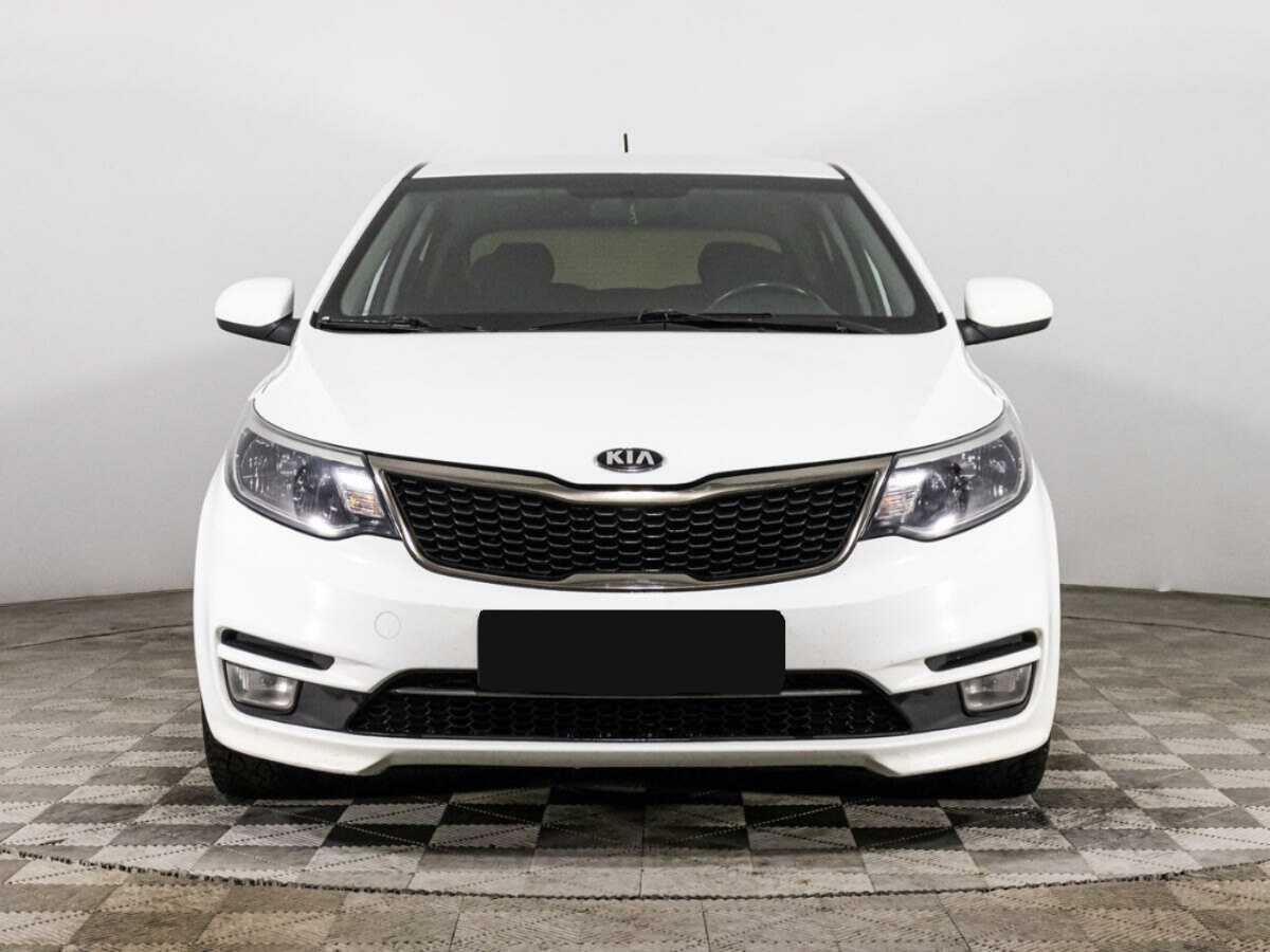 Kia Rio с пробегом — 2016 год. Фото: #1