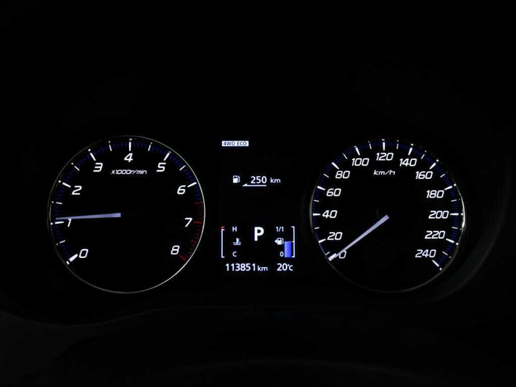 Mitsubishi Outlander с пробегом — 2019 год. Фото: #8