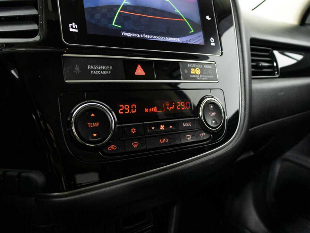 Mitsubishi Outlander с пробегом — 2019 год. Фото: #13