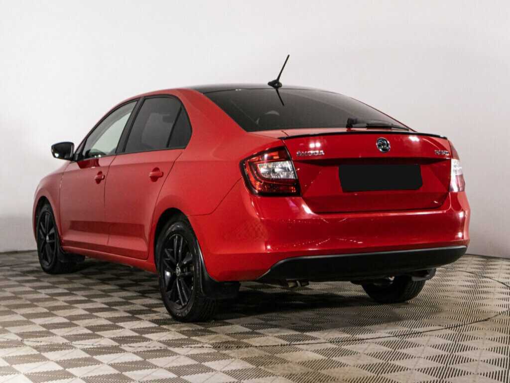 Skoda Rapid с пробегом — 2018 год. Фото: #6