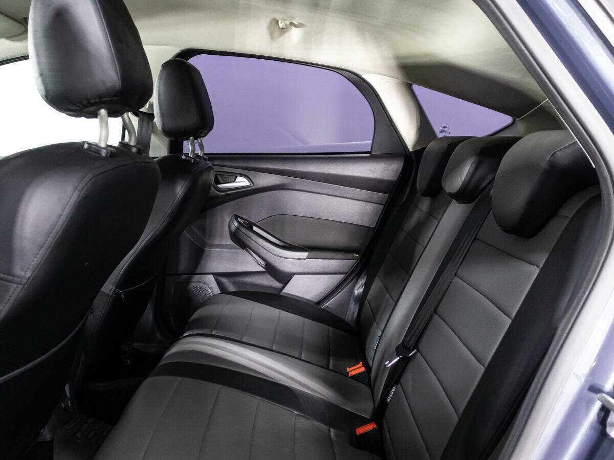 Ford Focus с пробегом — 2012 год. Фото: #9