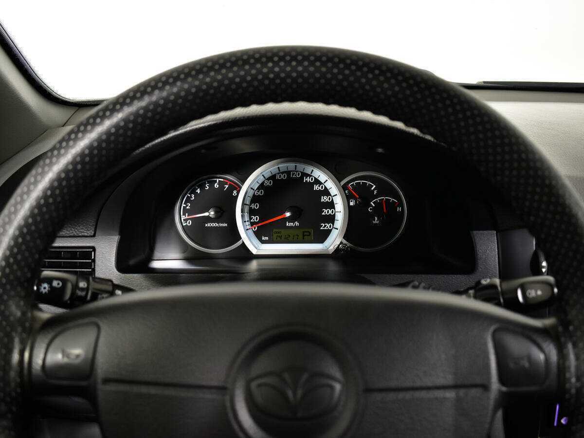 Daewoo Gentra с пробегом — 2014 год. Фото: #10