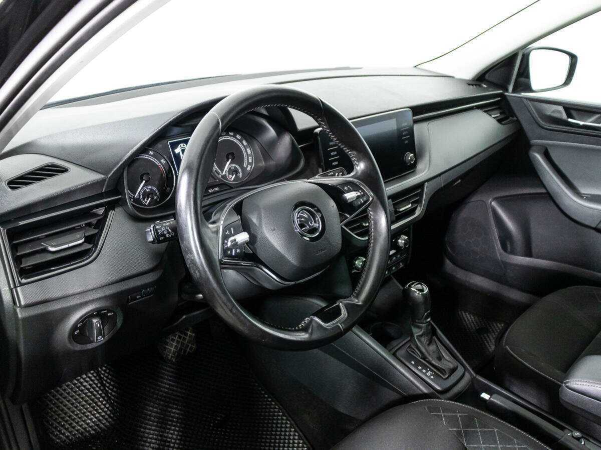 Skoda Rapid с пробегом — 2021 год. Фото: #10
