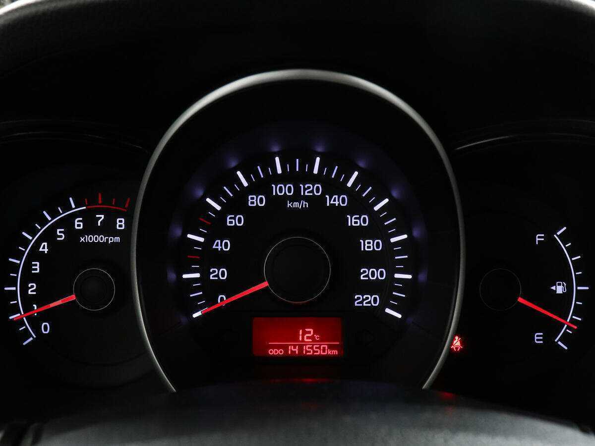 Kia Rio с пробегом — 2014 год. Фото: #10