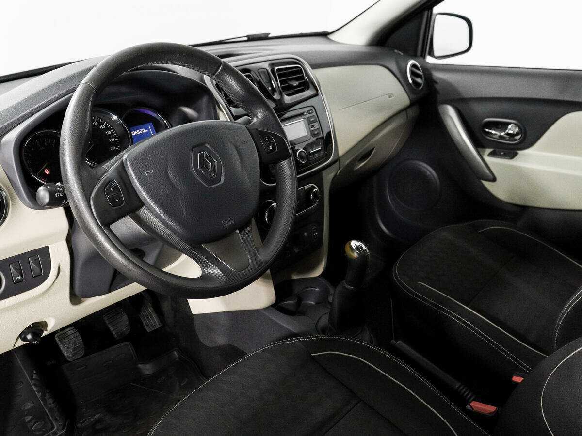 Renault Logan с пробегом — 2016 год. Фото: #8