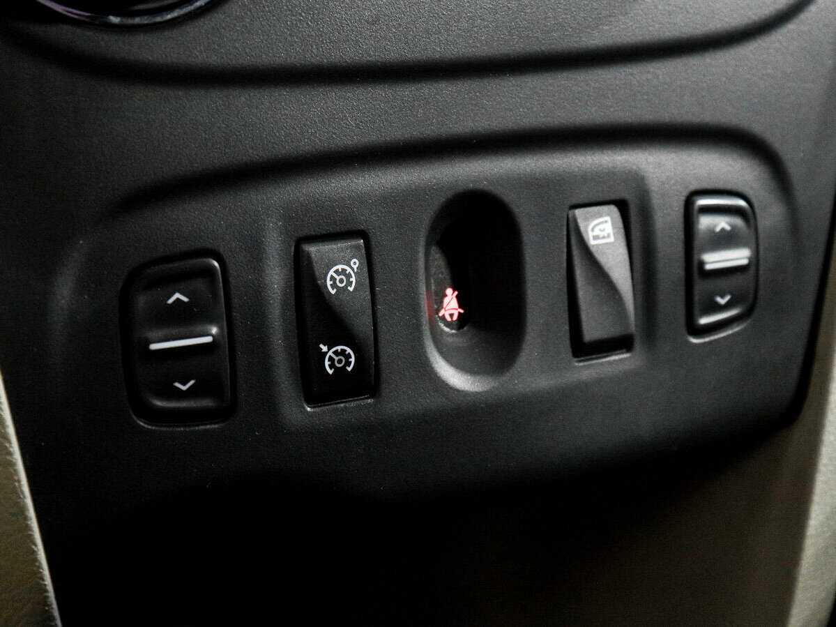 Renault Logan с пробегом — 2016 год. Фото: #14