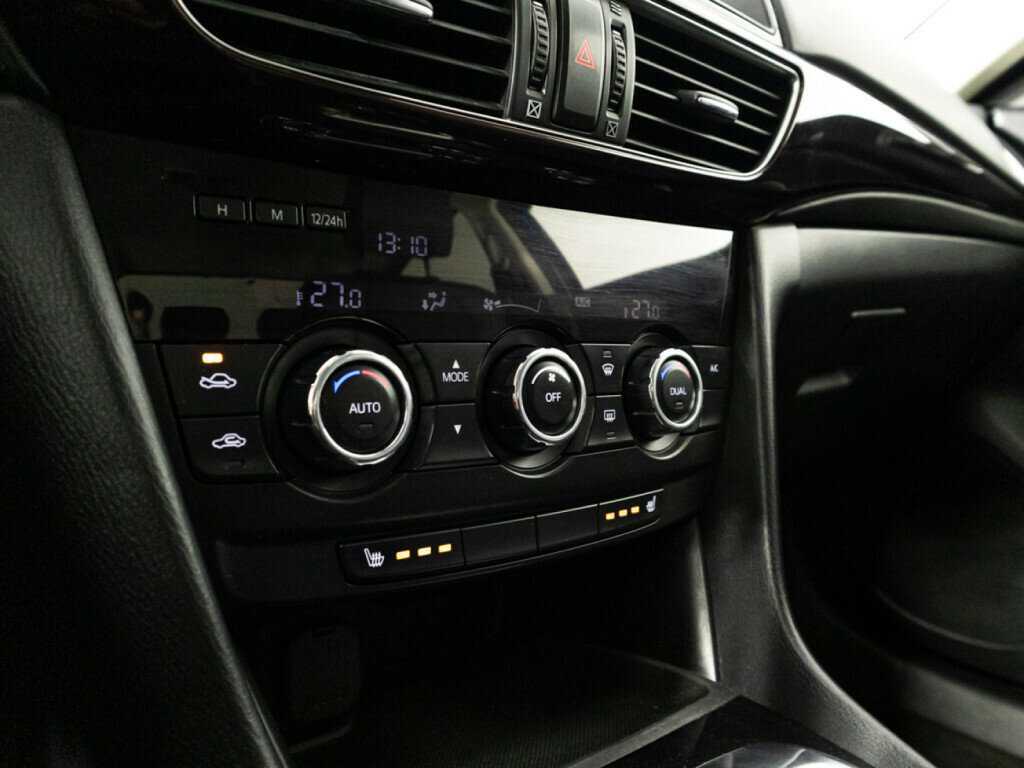 Mazda 6 с пробегом — 2014 год. Фото: #14