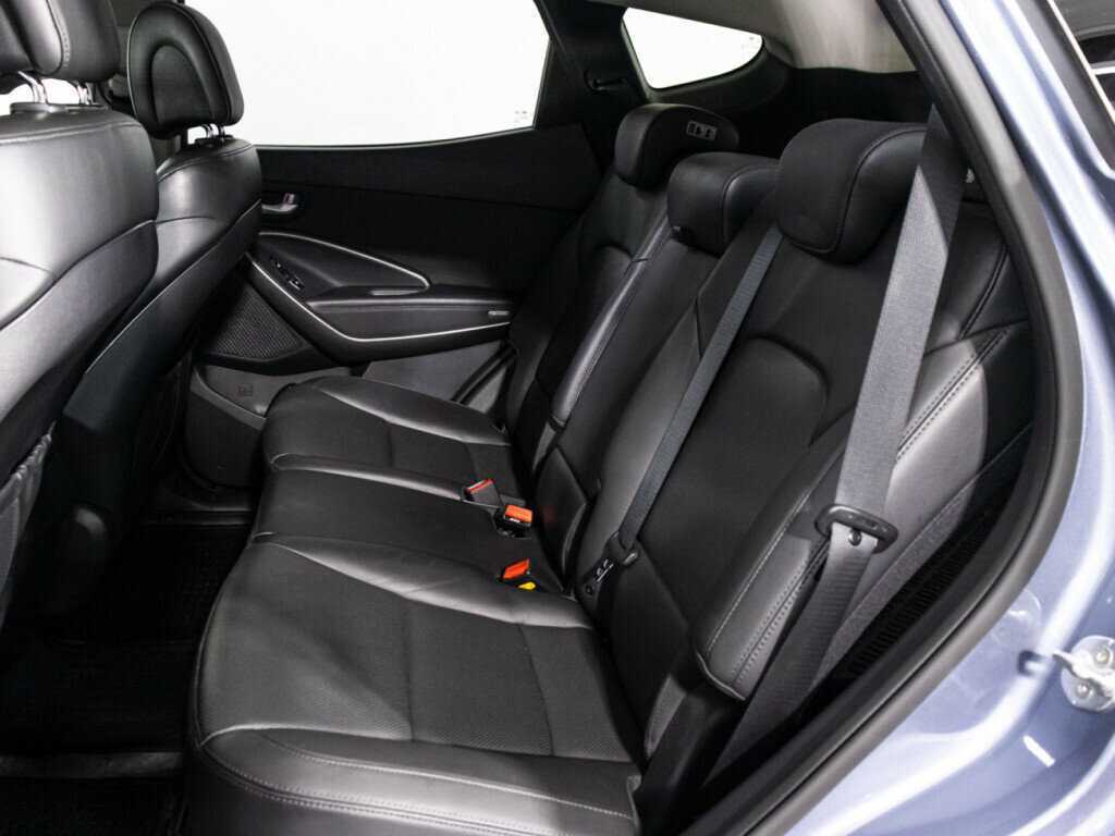 Hyundai Santa Fe с пробегом — 2017 год. Фото: #9