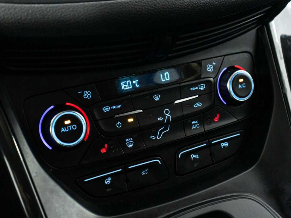 Ford Kuga с пробегом — 2018 год. Фото: #17