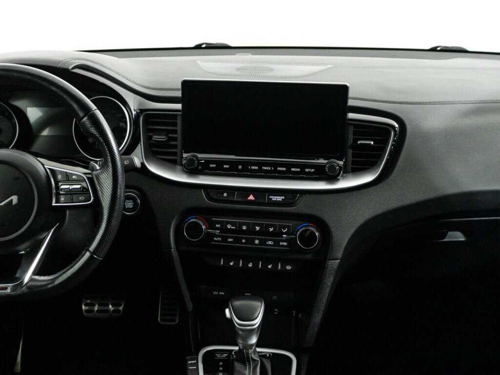 Kia Ceed с пробегом — 2021 год. Фото: #11