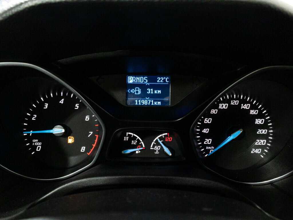 Ford Focus с пробегом — 2013 год. Фото: #11