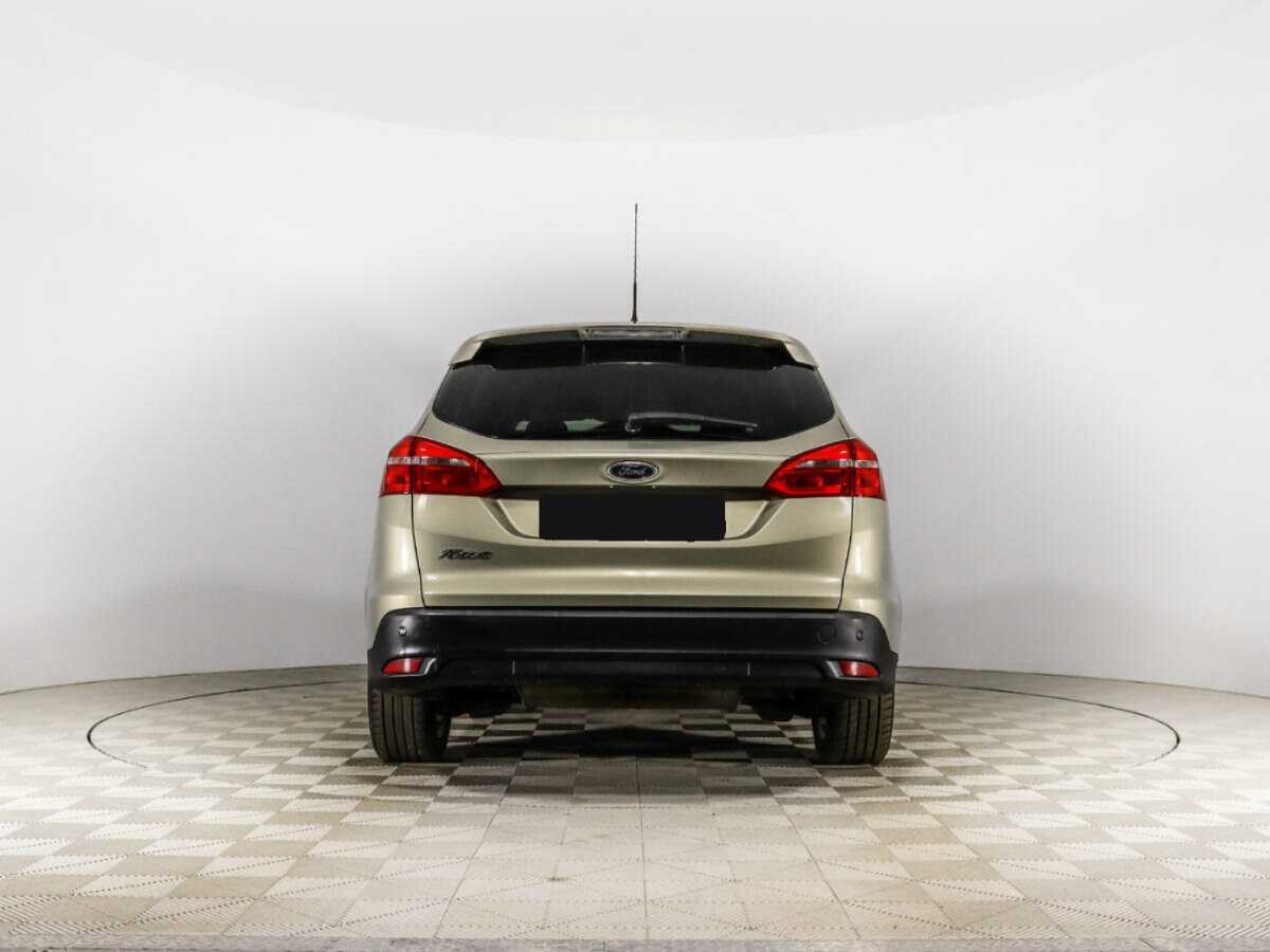 Ford Focus с пробегом — 2015 год. Фото: #5