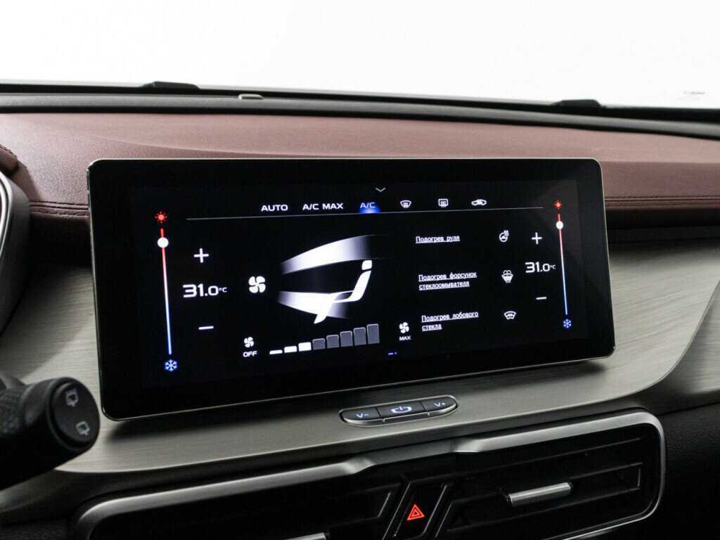 Geely Coolray с пробегом — 2021 год. Фото: #15