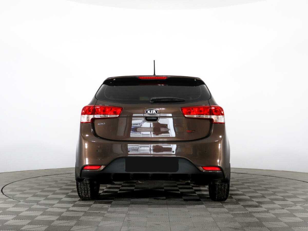 Kia Rio с пробегом — 2016 год. Фото: #5