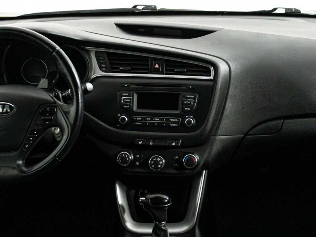 Kia Ceed с пробегом — 2016 год. Фото: #13