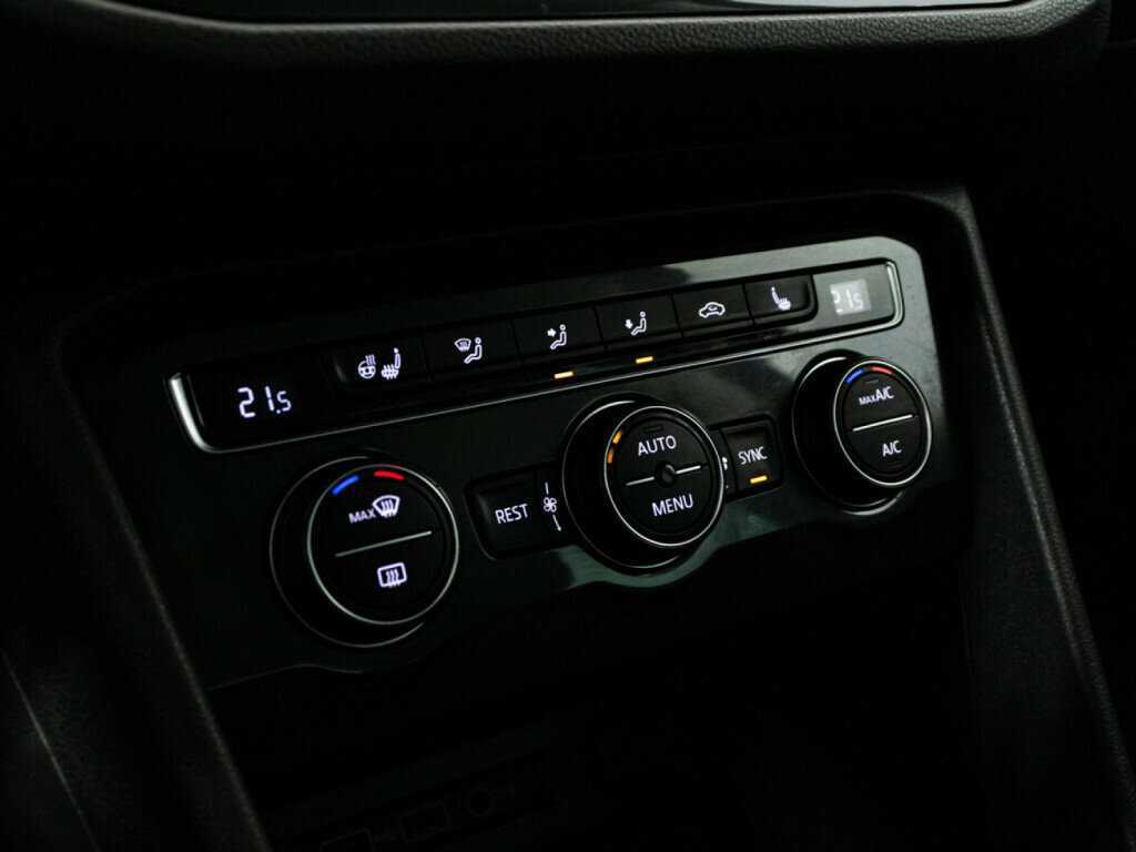 Volkswagen Tiguan с пробегом — 2018 год. Фото: #17