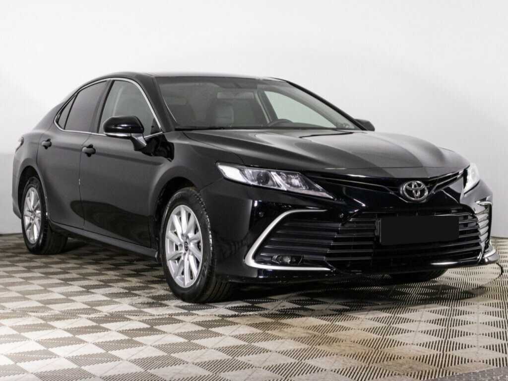 Toyota Camry с пробегом — 2021 год. Фото: #2