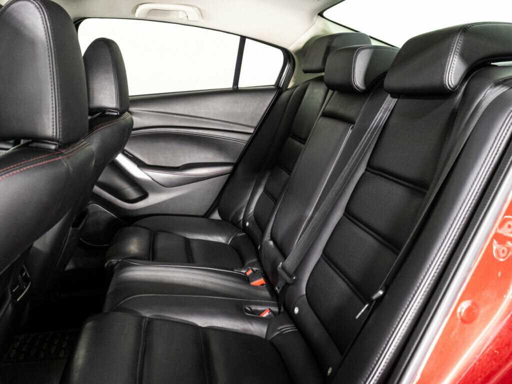 Mazda 6 с пробегом — 2014 год. Фото: #9