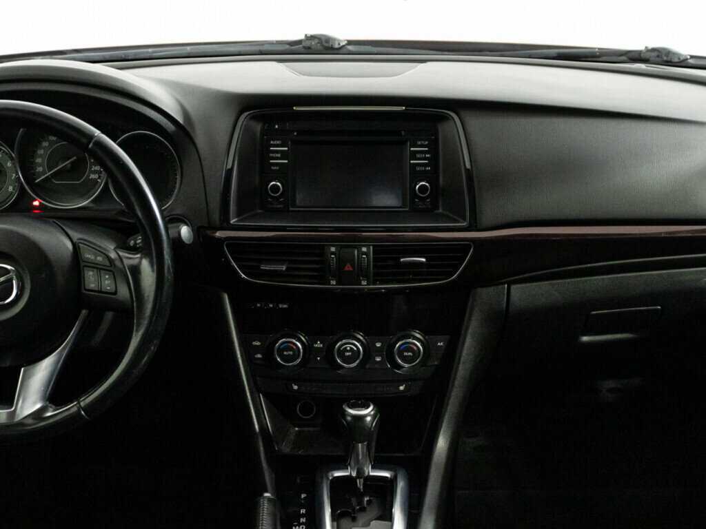 Mazda 6 с пробегом — 2014 год. Фото: #13
