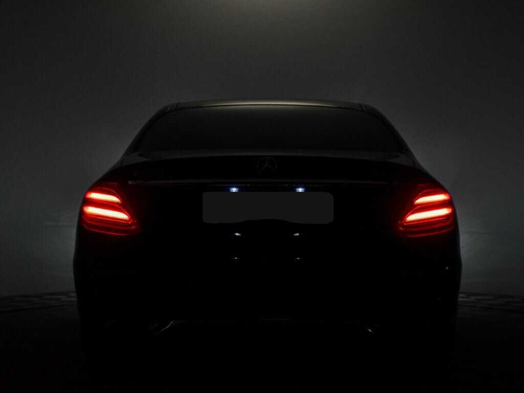 Mercedes-Benz E-Класс с пробегом — 2017 год. Фото: #21