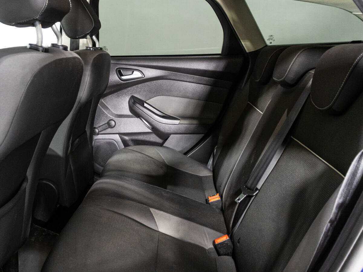 Ford Focus с пробегом — 2013 год. Фото: #9