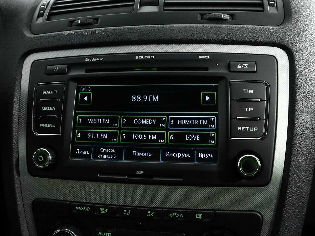 Skoda Octavia с пробегом — 2012 год. Фото: #12