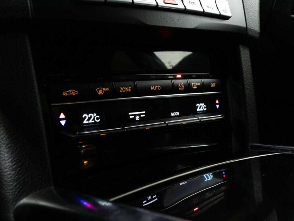 Mercedes-Benz E-Класс с пробегом — 2013 год. Фото: #14